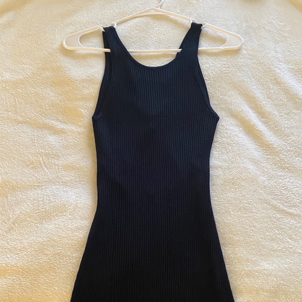 Elegant Black Ribbed Dress